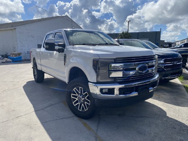 Used 2018 Ford F250 Lariat w/ Tow Technology Bundle AWD/4WD image 3