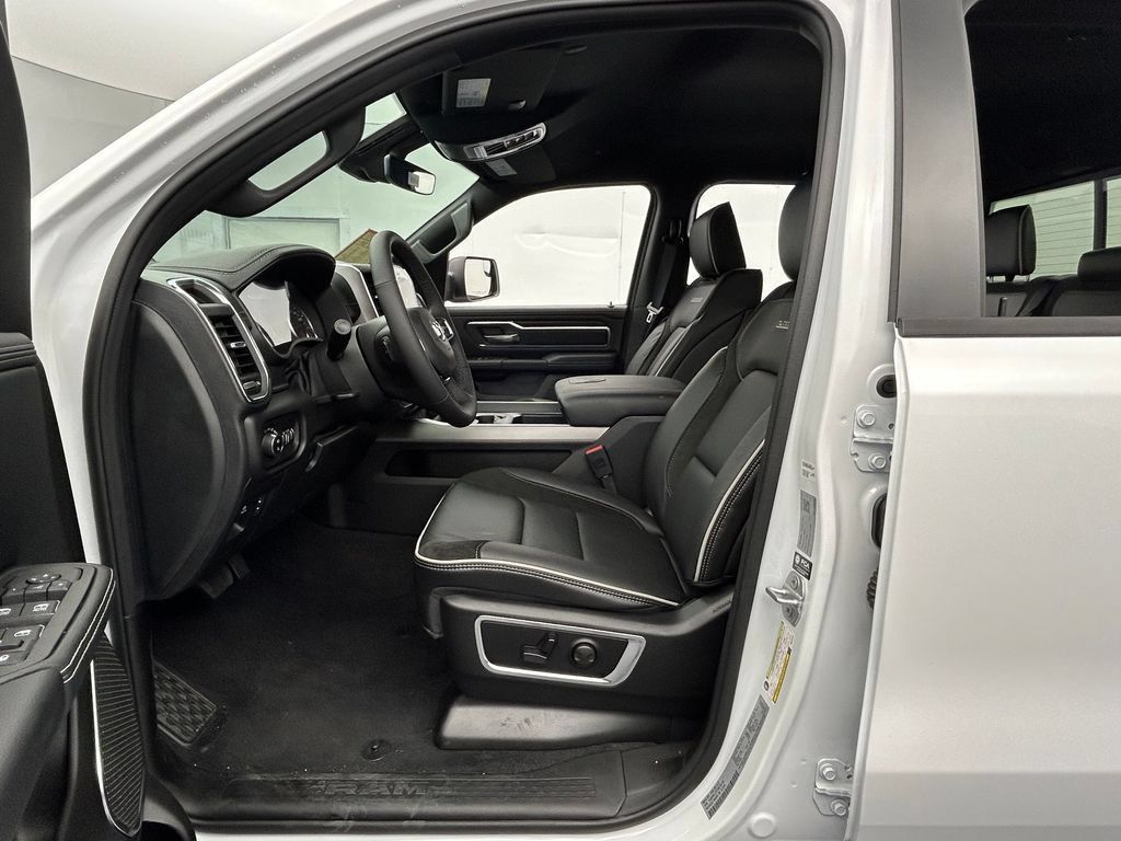 Used 2026 RAM 1500 Laramie w/ Night Edition AWD/4WD image 13