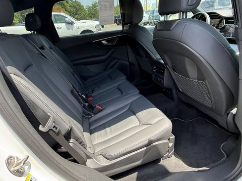 Used 2025 Audi Q7 3.0T Premium Plus AWD/4WD image 19