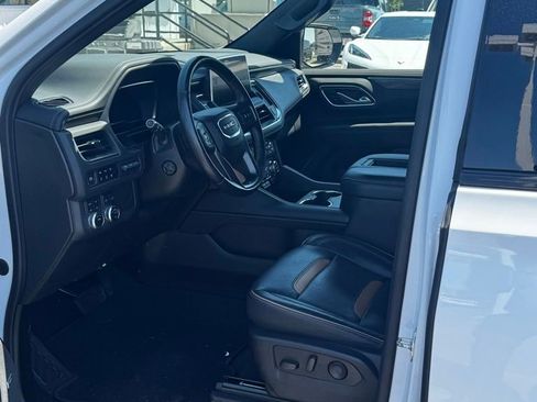 Certified 2023 GMC Yukon AT4 w/ AT4 Premium Package AWD/4WD image 7