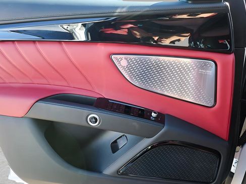 New 2025 Maserati Grecale Folgore image 20