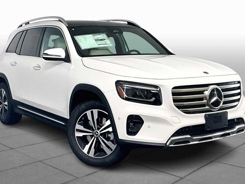 New 2026 Mercedes-Benz GLB 250 4MATIC image 2