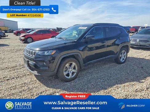 Used 2024 Jeep Compass Latitude AWD/4WD image 1
