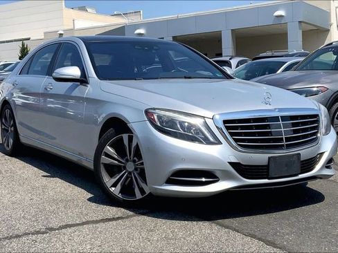 Used 2016 Mercedes-Benz S 550 4MATIC Sedan image 1