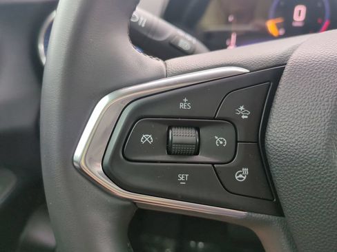 Used 2025 Chevrolet Trax LT w/ Driver Confidence Package FWD image 23