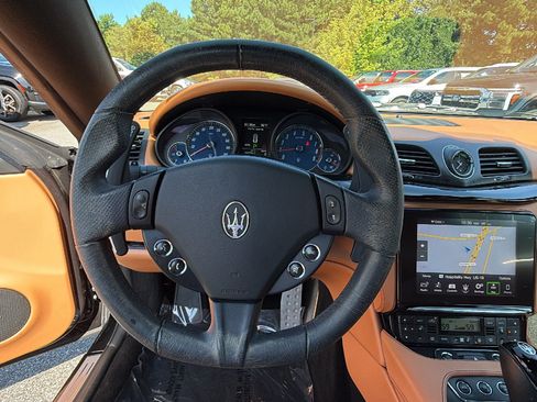 Used 2018 Maserati GranTurismo MC RWD image 23