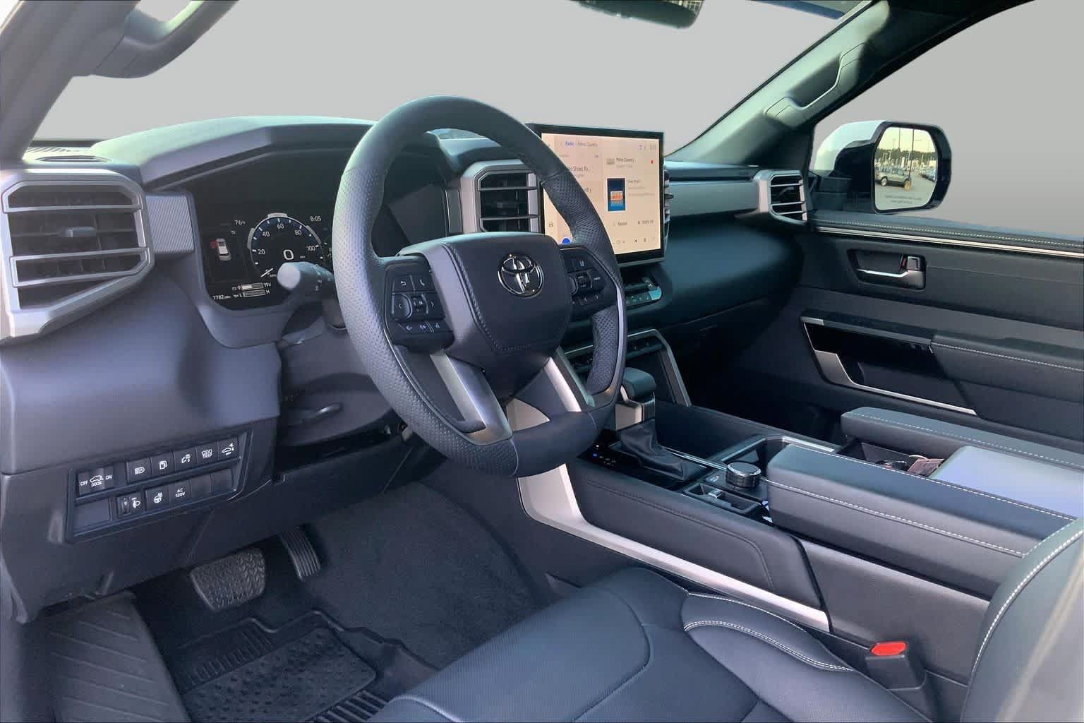 Used 2026 Toyota Sequoia Limited AWD/4WD image 17