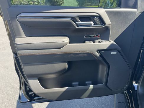New 2026 GMC Sierra 1500 AT4 w/ AT4 Premium Package AWD/4WD image 23