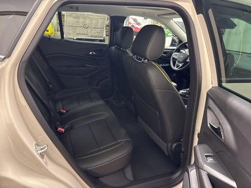 New 2026 Chevrolet Trax ACTIV w/ Sunroof Package image 17