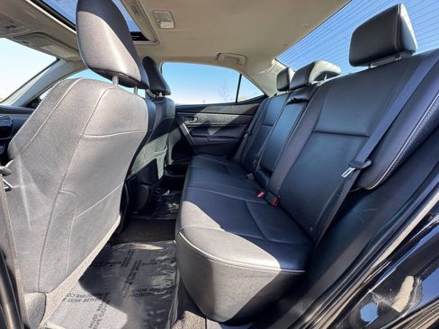 Used 2015 Toyota Corolla LE image 14