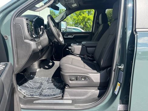 New 2026 Chevrolet Silverado 2500 LT w/ Convenience Package AWD/4WD image 9
