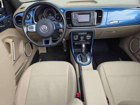 Used 2019 Volkswagen Beetle 2.0T S FWD image 5