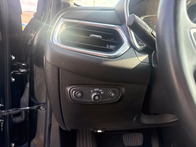 Used 2020 Chevrolet Equinox LT FWD image 13