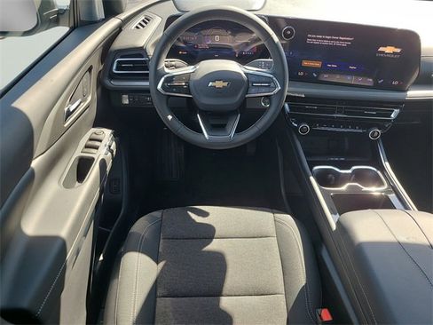 New 2026 Chevrolet Traverse LT w/ Driver Confidence Package image 18