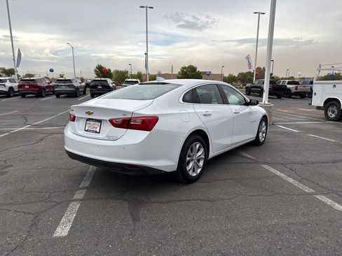 Certified 2025 Chevrolet Malibu LT FWD image 3