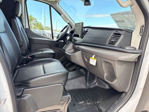 New 2026 Ford Transit 250 148 Medium Roof w/ Load Area Protection Package image 22