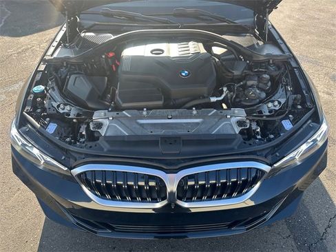 Used 2024 BMW 330i xDrive Sedan w/ Premium Package image 34