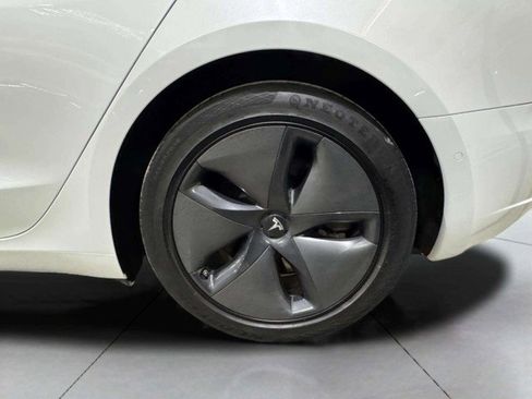 Used 2020 Tesla Model 3 Standard Range Plus image 43
