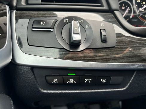 Used 2016 BMW 550i xDrive Sedan image 32