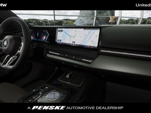 New 2026 BMW 530i w/ Executive Package image 40