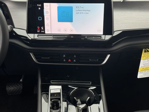 New 2026 Volkswagen Atlas Cross Sport SE image 17