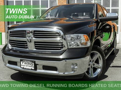 Used 2016 RAM 1500 Classic SLT w/ SLT Plus D←cor Group AWD/4WD image 1