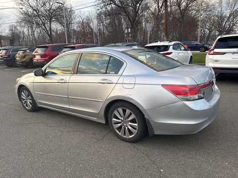Used 2011 Honda Accord EX-L image 19