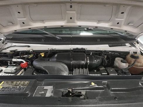 Used 2011 Ford E-350 and Econoline 350 Super Duty w/ Insulation Pkg image 22