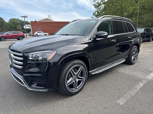 Certified 2026 Mercedes-Benz GLS 450 4MATIC image 2