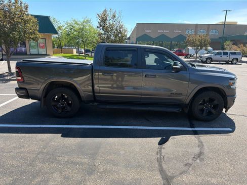 Used 2022 RAM 1500 Laramie AWD/4WD image 2