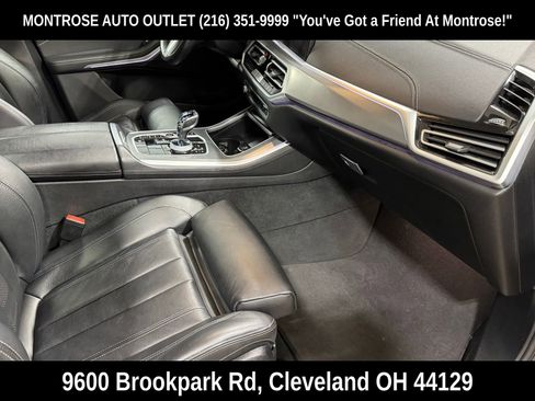 Used 2022 BMW X5 xDrive40i w/ M Sport Package image 50