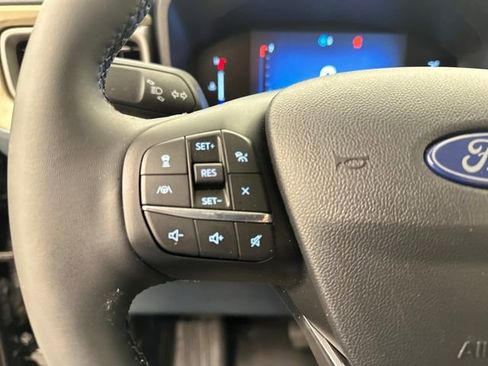 Used 2025 Ford Maverick Lariat w/ 4K Tow Package image 25