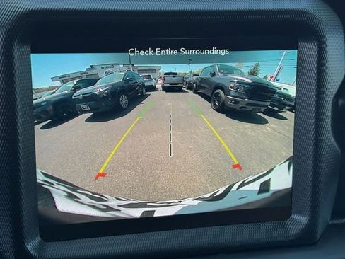 Certified 2022 Jeep Wrangler Unlimited Sahara AWD/4WD image 19