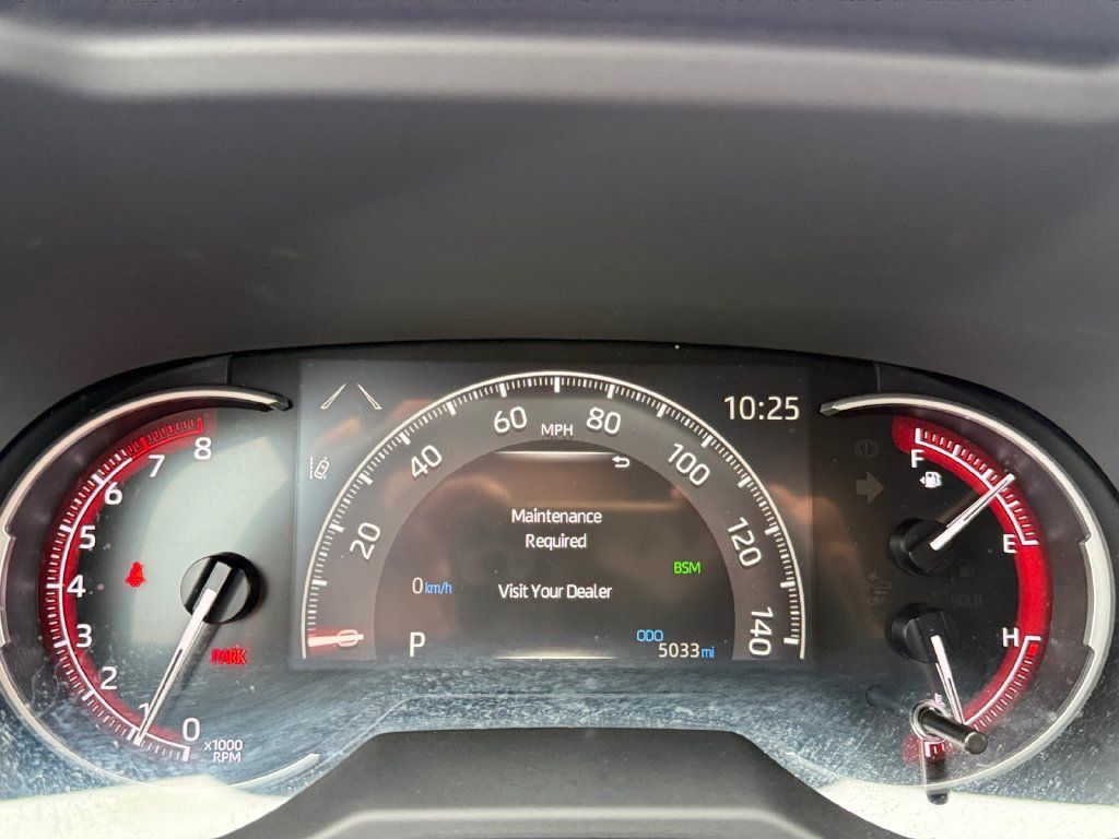 Used 2025 Toyota RAV4 XLE Premium AWD/4WD image 13