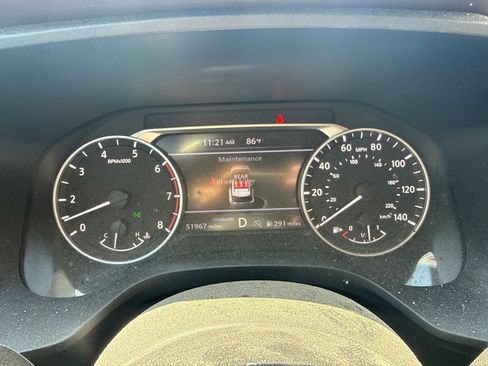 Used 2023 Nissan Rogue SL FWD image 6