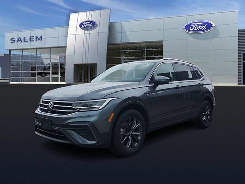Used 2024 Volkswagen Tiguan SE AWD/4WD image 6