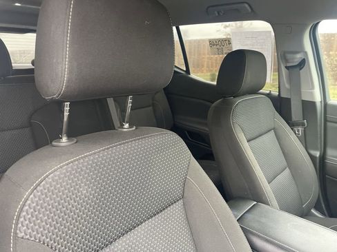 Used 2023 GMC Acadia SLE w/ Driver Convenience Package image 41