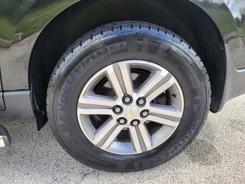 Used 2015 Chevrolet Traverse LT w/ LPO, 'HIT The Road' Package AWD/4WD image 28