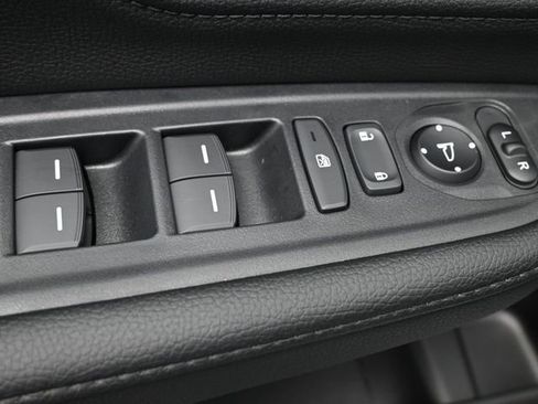 New 2026 Honda Odyssey Touring image 13