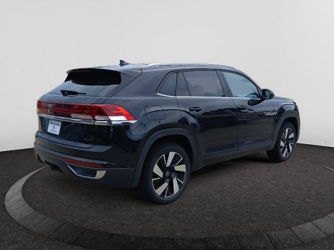 Used 2024 Volkswagen Atlas Cross Sport SE AWD/4WD image 7