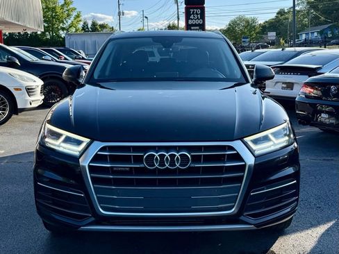 Used 2018 Audi Q5 2.0T Premium Plus w/ Premium Plus Package AWD/4WD image 2