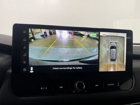 Used 2025 Mitsubishi Outlander SE FWD image 18