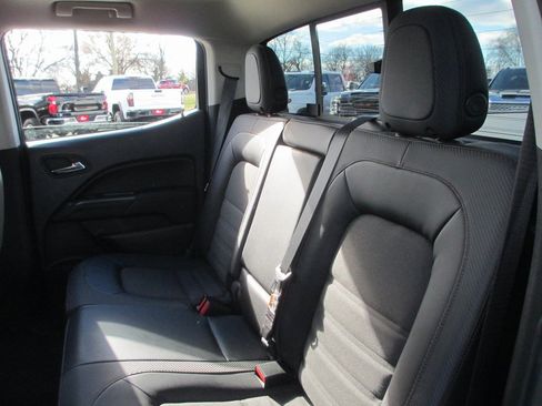 Certified 2022 GMC Canyon AT4 w/ Trailering Package image 17