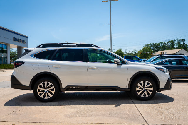 Used 2021 Subaru Outback Premium AWD/4WD image 19