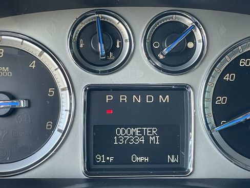 Used 2013 Cadillac Escalade AWD image 14