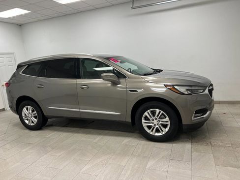 Used 2019 Buick Enclave Essence FWD image 15