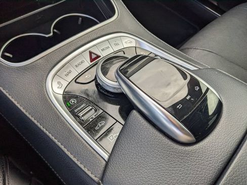 Used 2020 Mercedes-Benz S 450 Sedan image 24