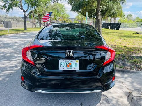 Used 2019 Honda Civic LX image 4