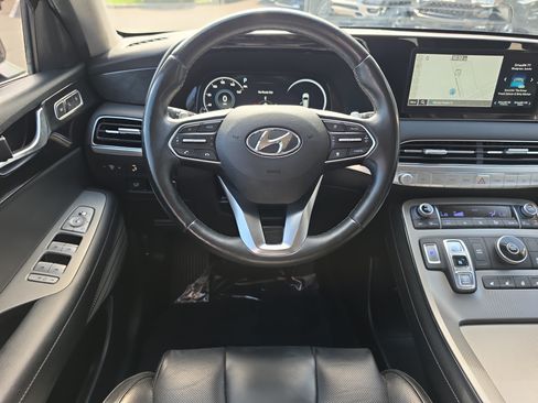 Used 2022 Hyundai Palisade Limited FWD image 14
