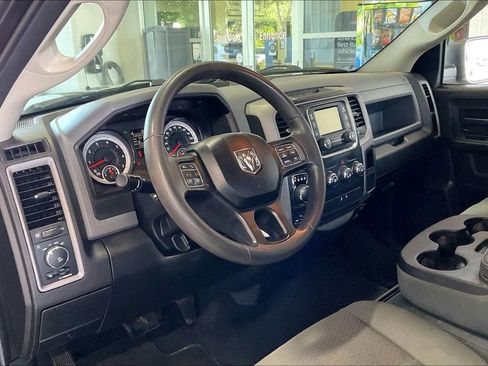 Used 2019 RAM 1500 Express w/ Wheel & Sound Group AWD/4WD image 4